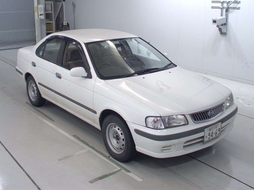 NISSAN SUNNY