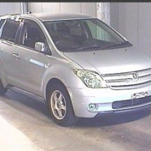 TOYOTA IST