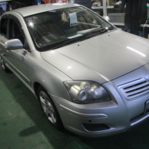 TOYOTA AVENSIS